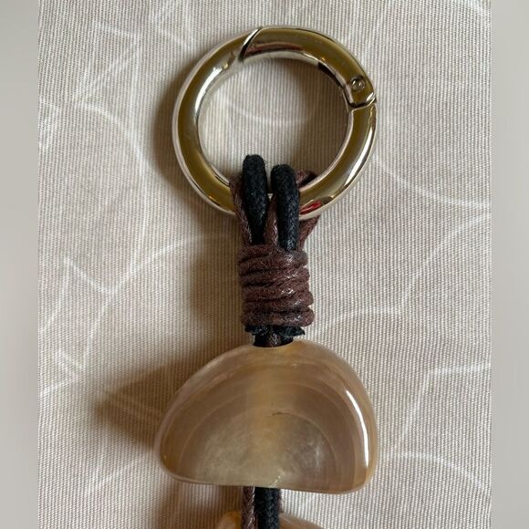 NEW Eco-Friendly Key Chain Handmade South American Artisans Unisex Neutral Gift - Picture 8 of 14